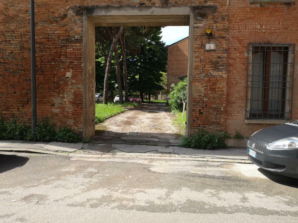 Un'Oasi Di Pace Apartment Ferrara Exterior photo